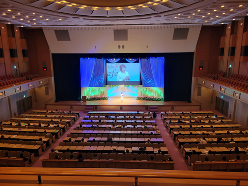 Eアファン／ヒト幹細胞順化培養液入り美容液投入／発表会イベントに